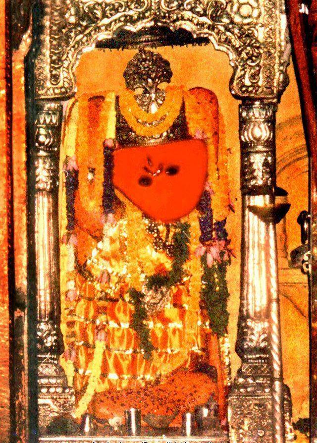 travelogue sankat mochan hanuman temple in varanasi sankat mochan hanuman